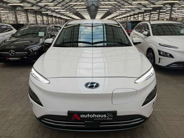 Hyundai Kona Select 39,2 kWh ParkPilot|Sitzheiz|Kamera