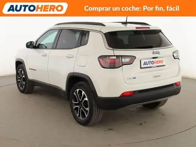 Jeep Compass view 4