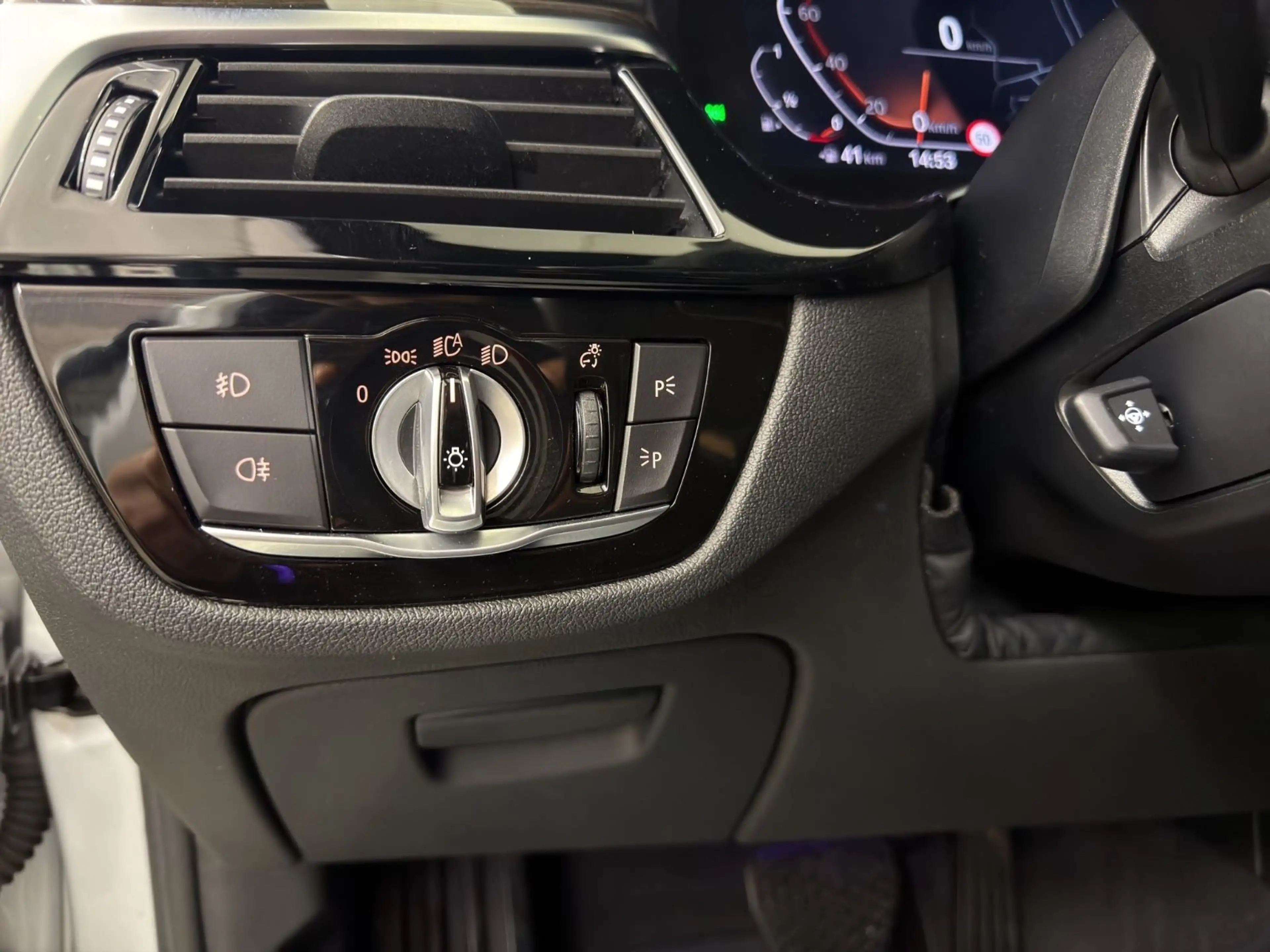 BMW 540 i xDrive"M-paket"Pano"He-up" Harman/kardon" — photo 14