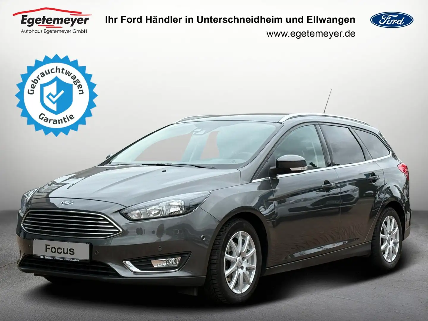 Ford Focus Turnier Titanium Grau - 1