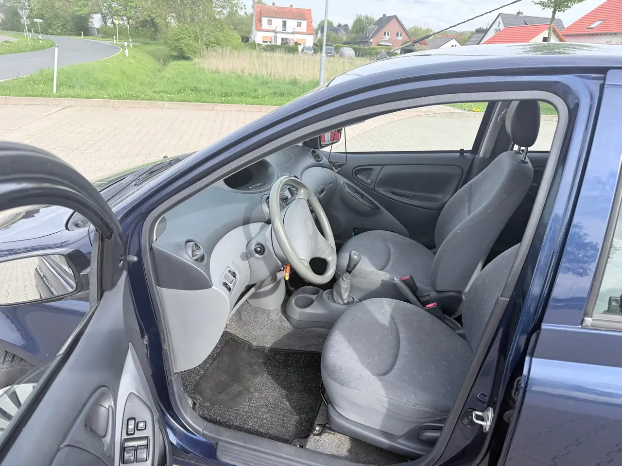 Toyota Yaris 1.0 Free-Tronic linea sol, foto 4