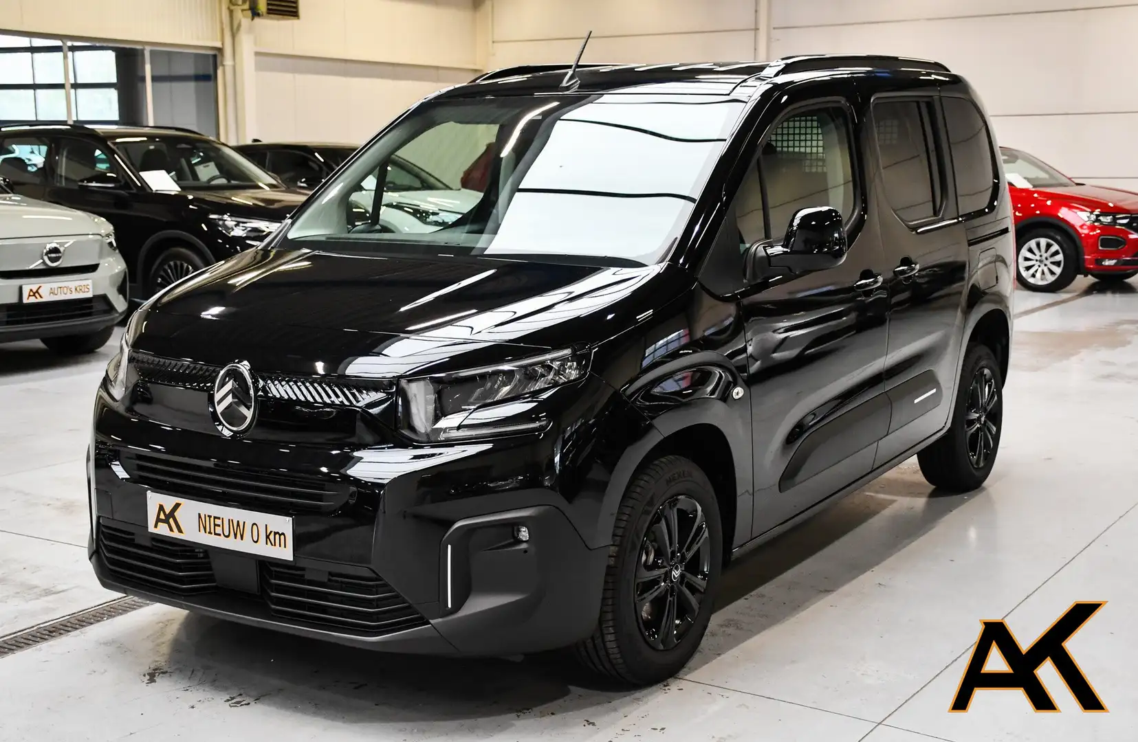Citroen Berlingo Berlingo Shine Automaat NIEUW- NAVI SMART / CAMERA Noir - 1