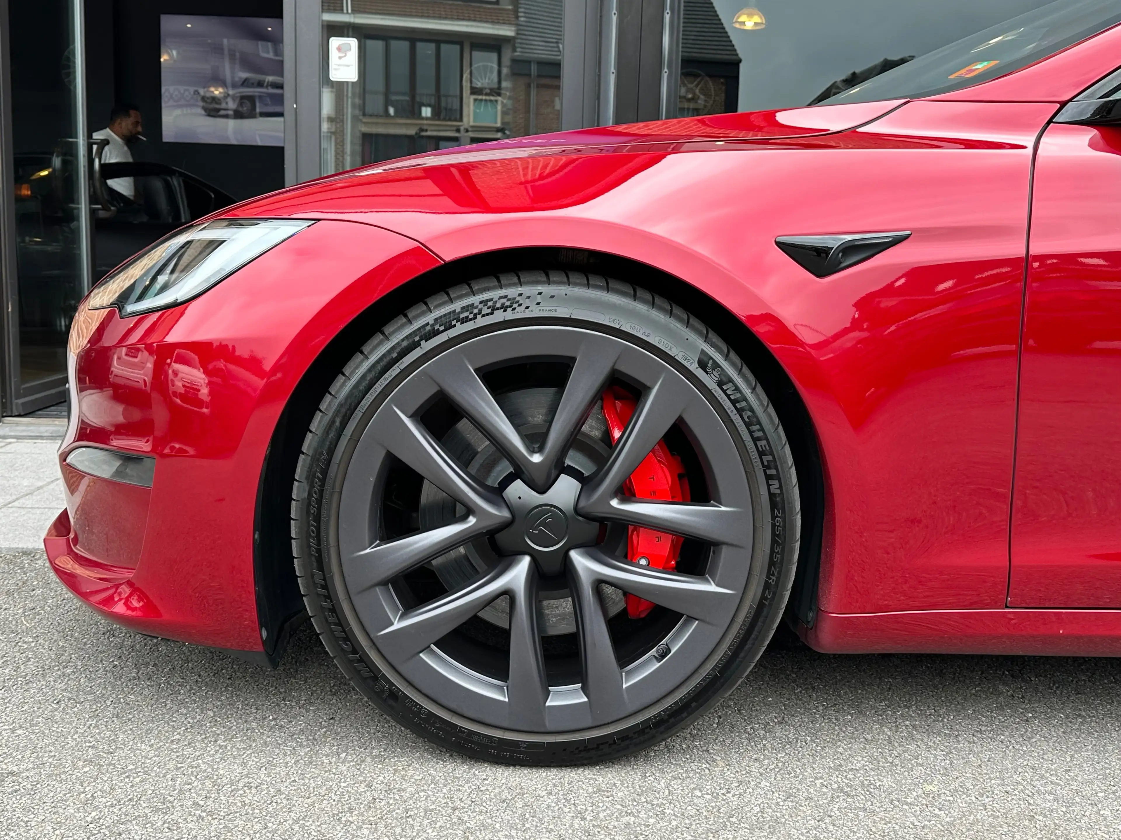 Tesla Model S PLAID 1020 HP I Conduite entièrement automatique 4 — photo 6