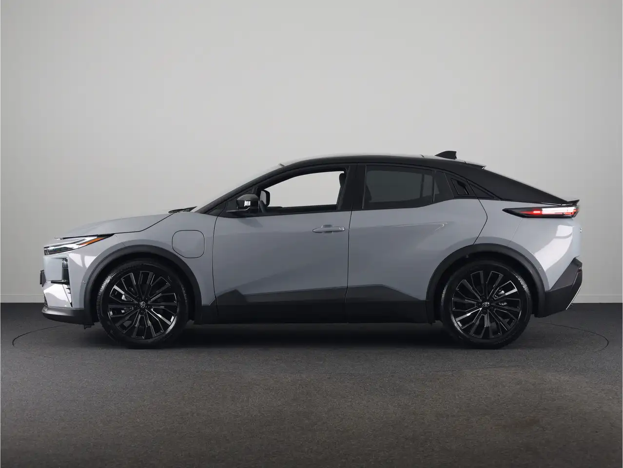 Toyota C-HR 2026 — фото 10