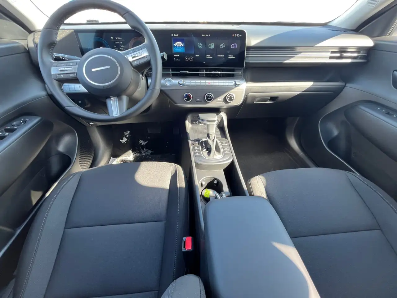 Hyundai KONA снимка Hyundai KONA