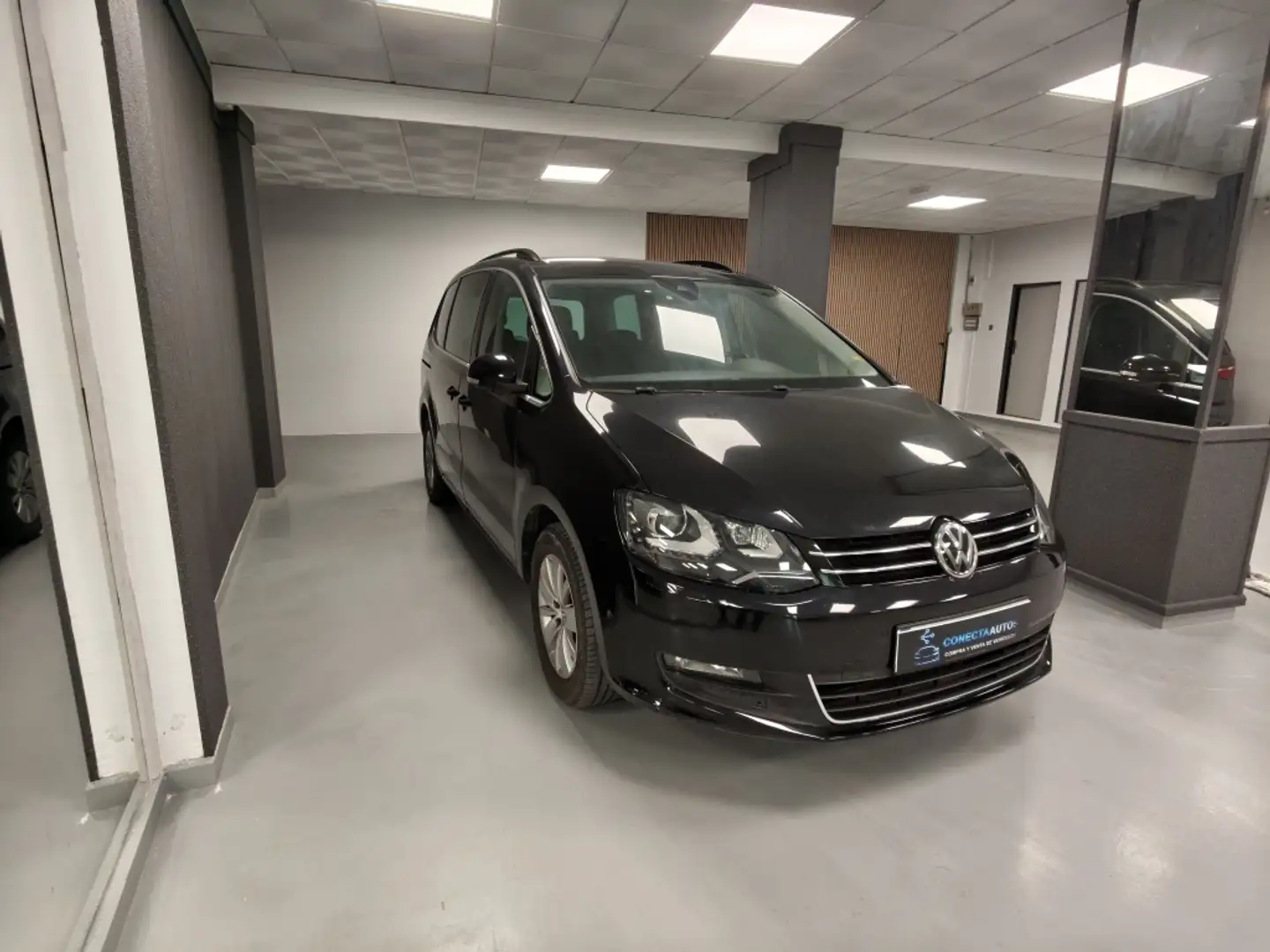 Volkswagen Sharan 2.0TDI Advance DSG 110kW Negro - 2
