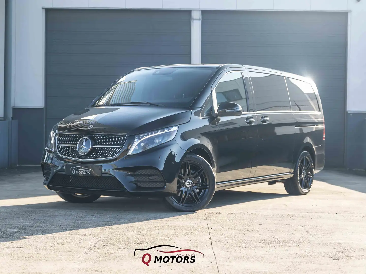 Mercedes-Benz V 300 AMG- Airmatic - Full Black-360°-Lichtevracht Black - 1