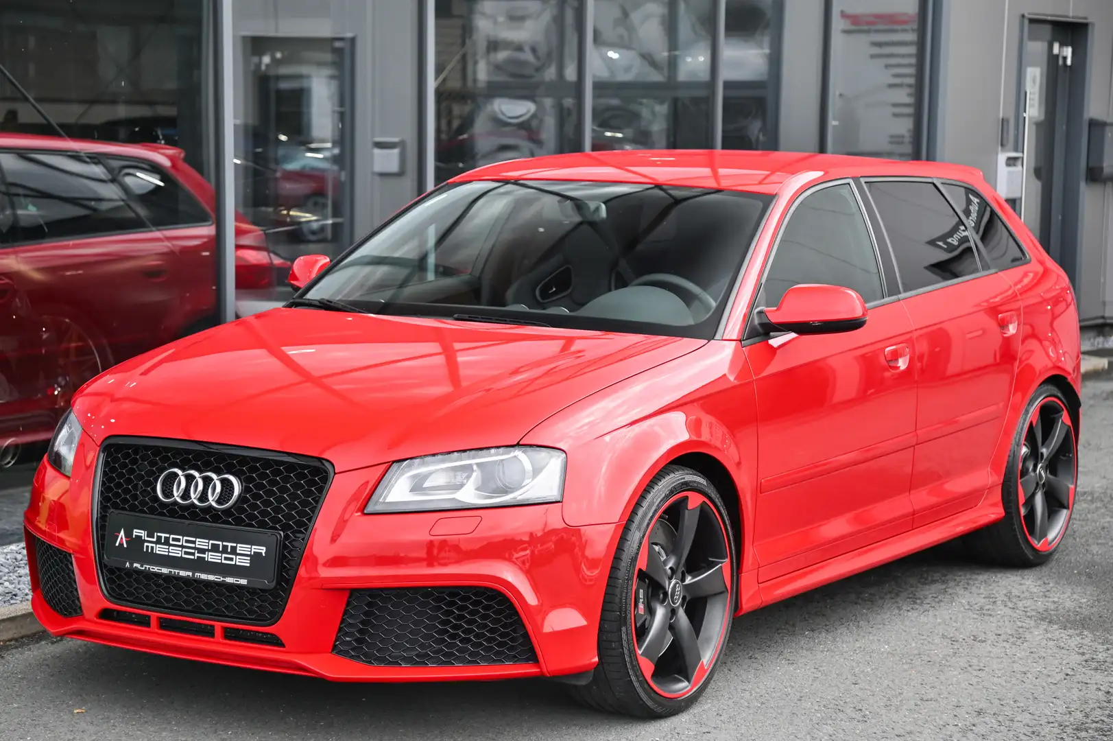 Audi RS3 Sportback 2.5 TFSI *Schalensitze Exclusive* Rot - 2