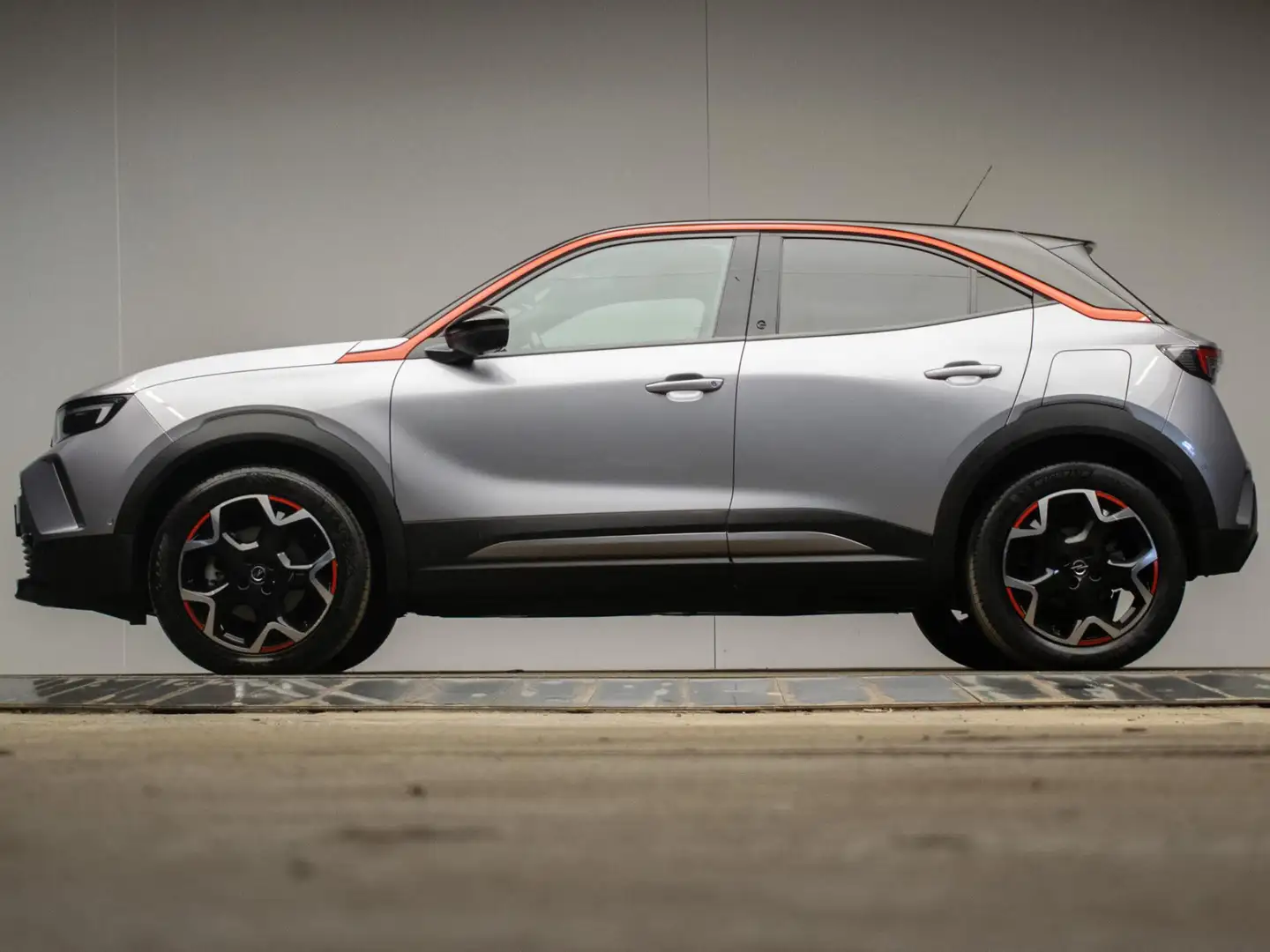 Opel Mokka-E GS Line 50-kWh 11kw bl. Sport (APPLE CARPLAY, NAVI Grijs - 1