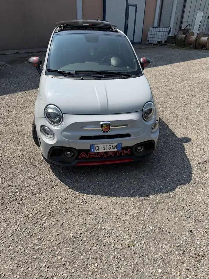 Abarth 595 2021