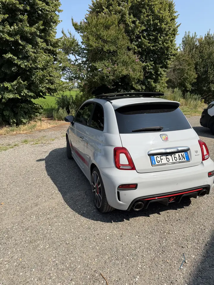 Abarth 595 2021