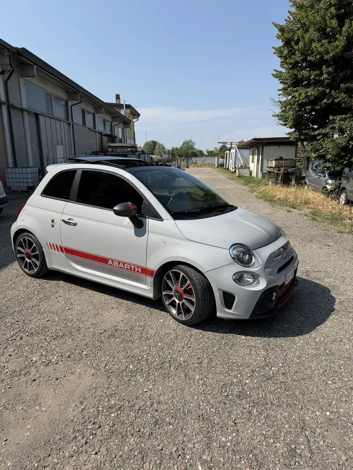 Abarth 595 2021