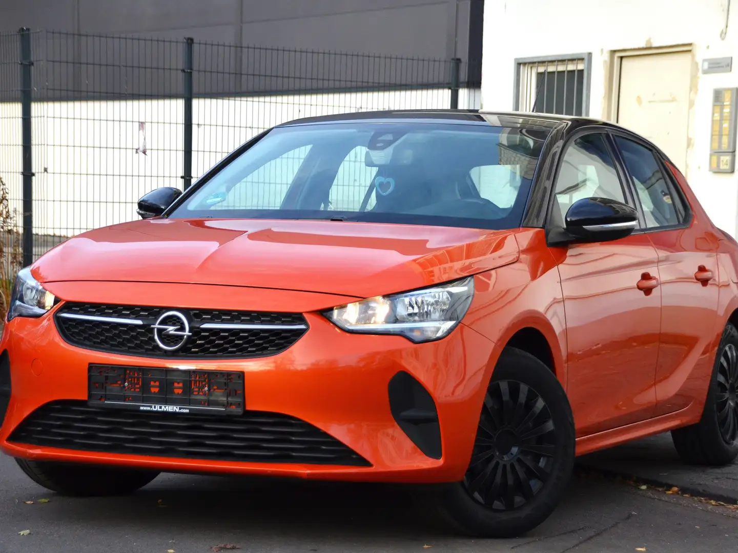 Opel Corsa Edition Orange - 1