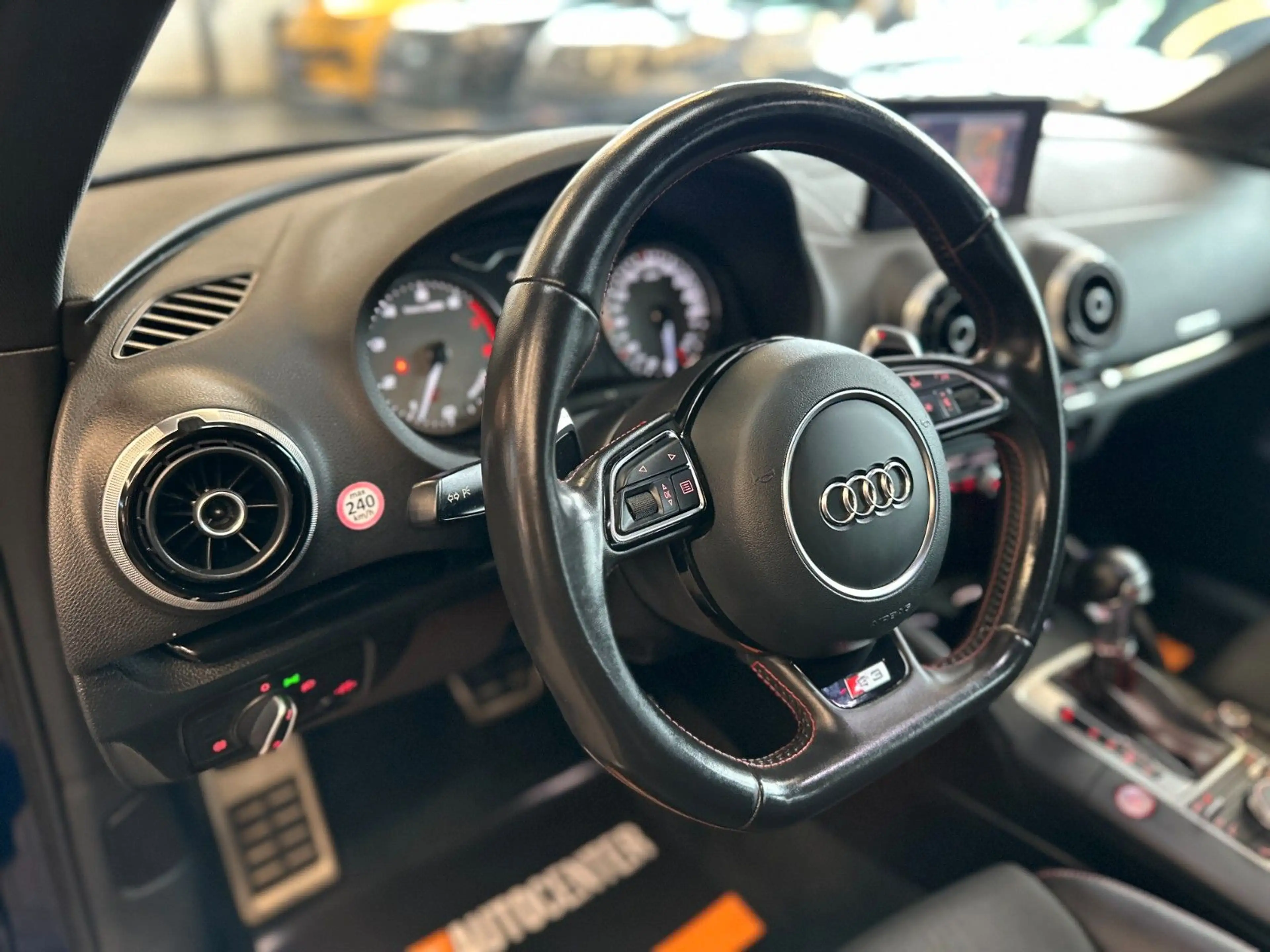Audi S3 *KEYLESS*ADP.FAHRWERK*2-ZONEN*TEMPO*StHZ*NAVI — photo 9
