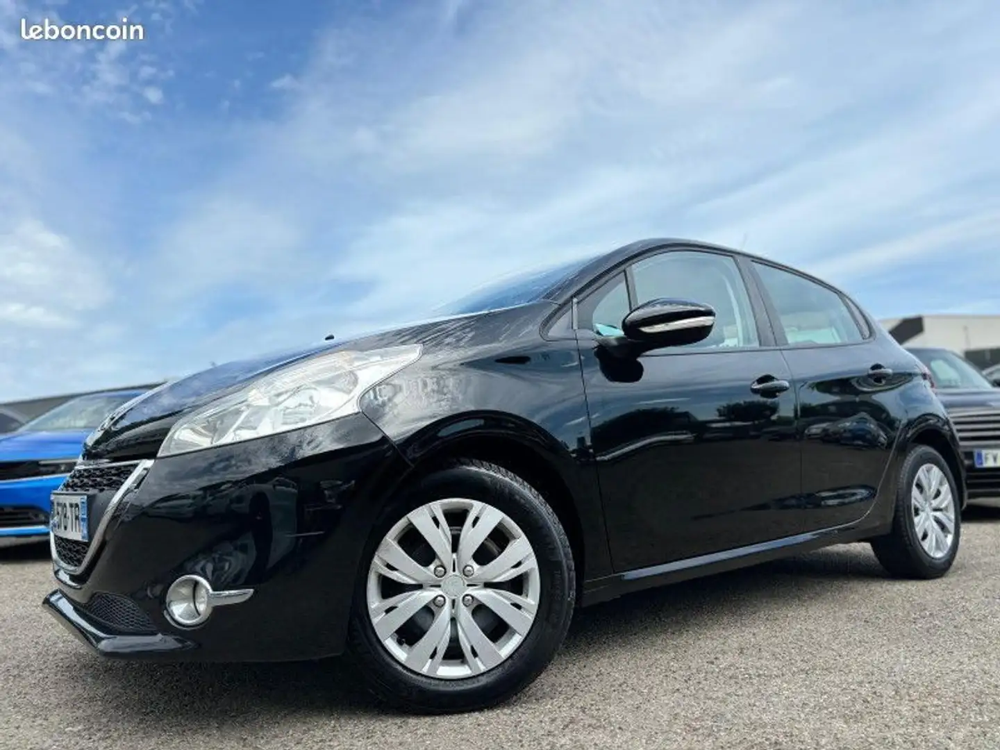 Peugeot 208 1.0 PURETECH ACTIVE 5P Zwart - 1