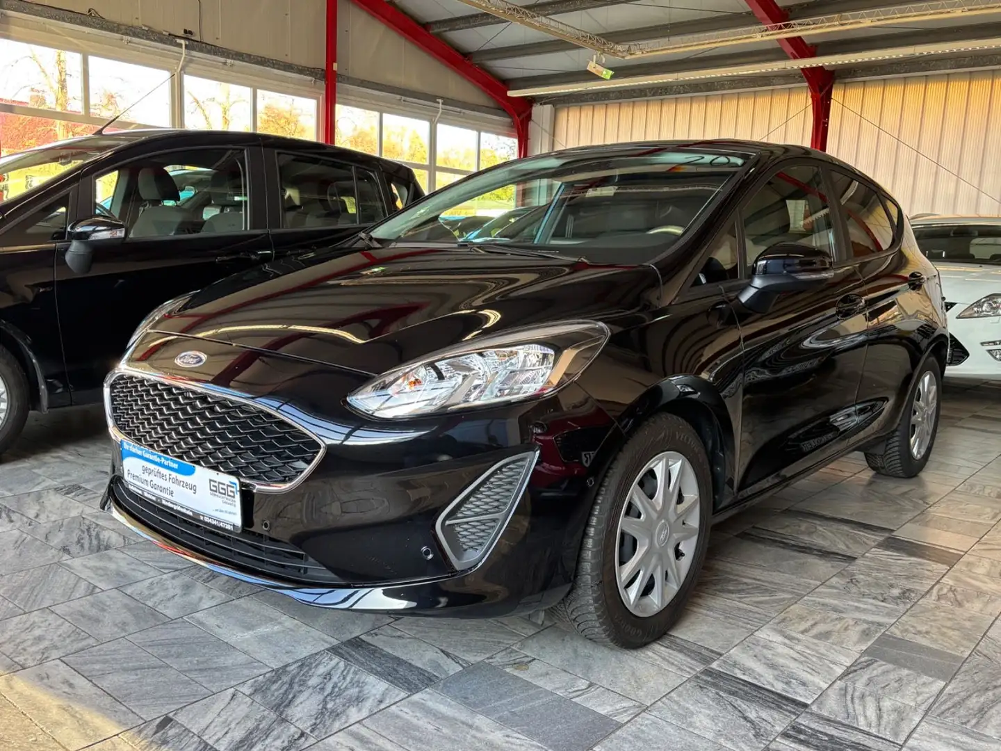 Ford Fiesta Cool & Connect LED Navi Winterpaket DAB+ Schwarz - 2