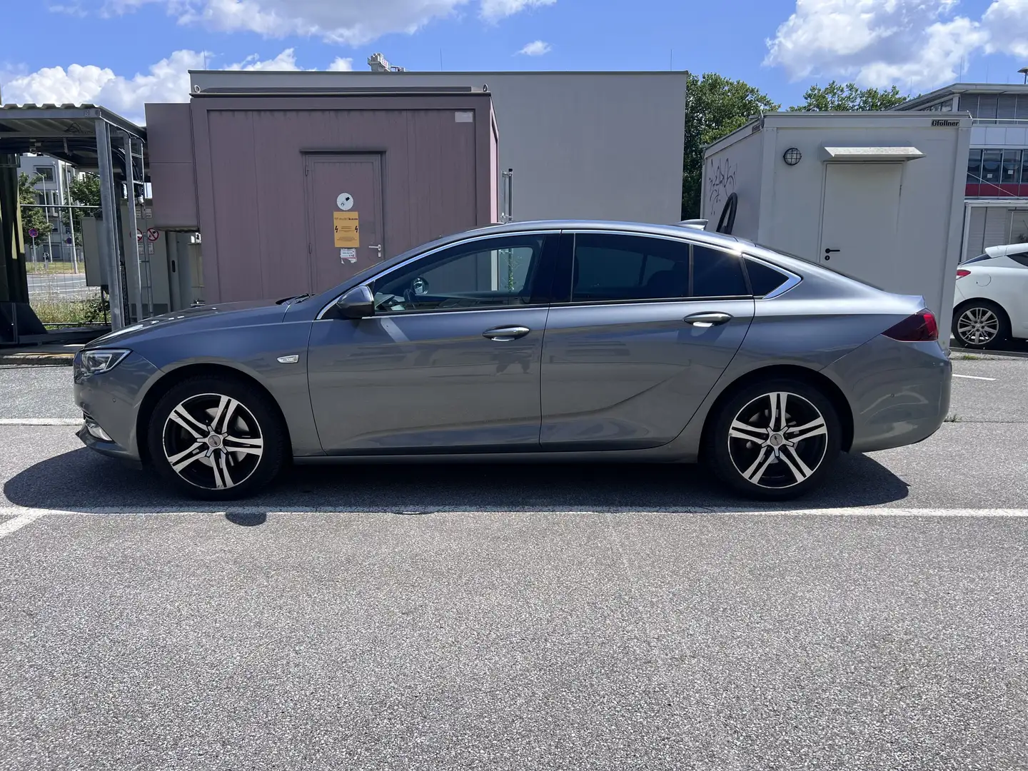 Opel Insignia Grand Sport 2.0 Diesel Automatik Edition - 1