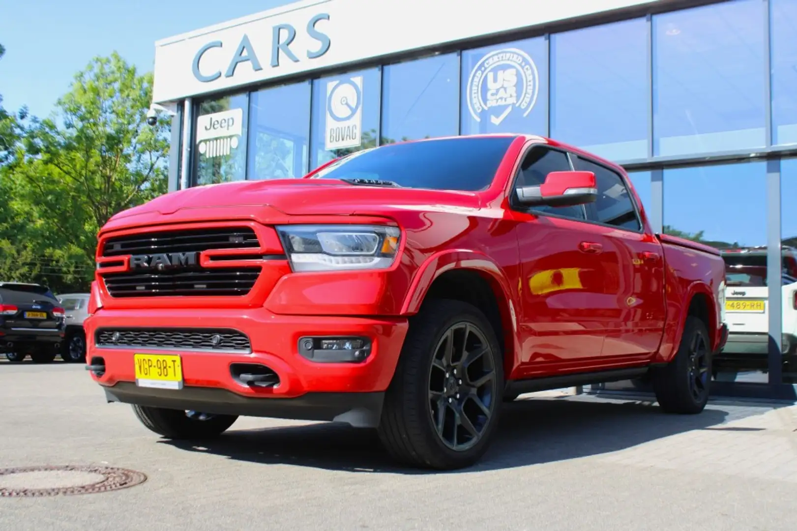 Dodge RAM 5.7 Hemi V8 Crew Cab LARAMIE Night LPG Luchtvering Rood - 1