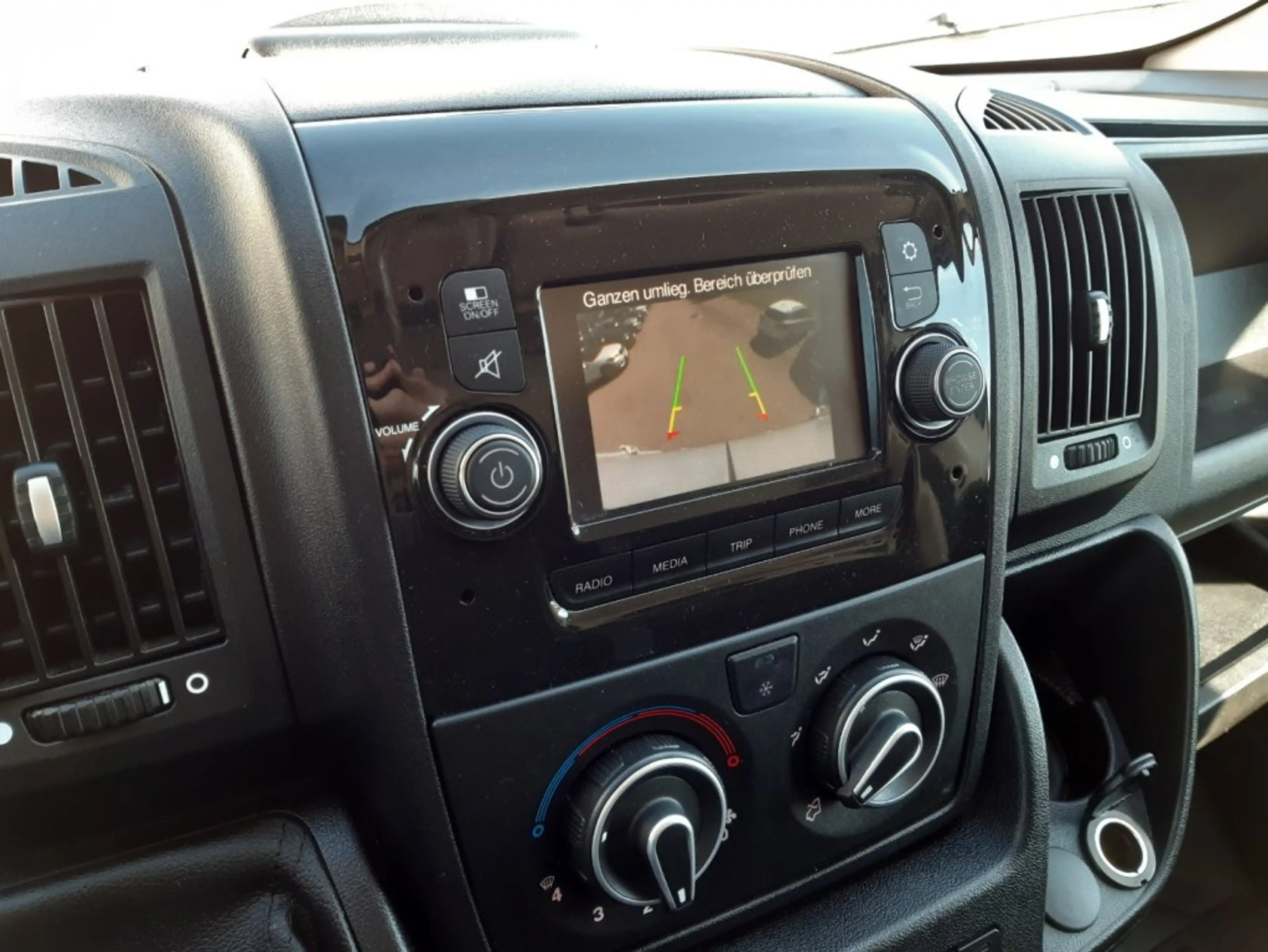 Citroen Jumper 35+ L4H3 BlueHDi 165 S&S — photo 15
