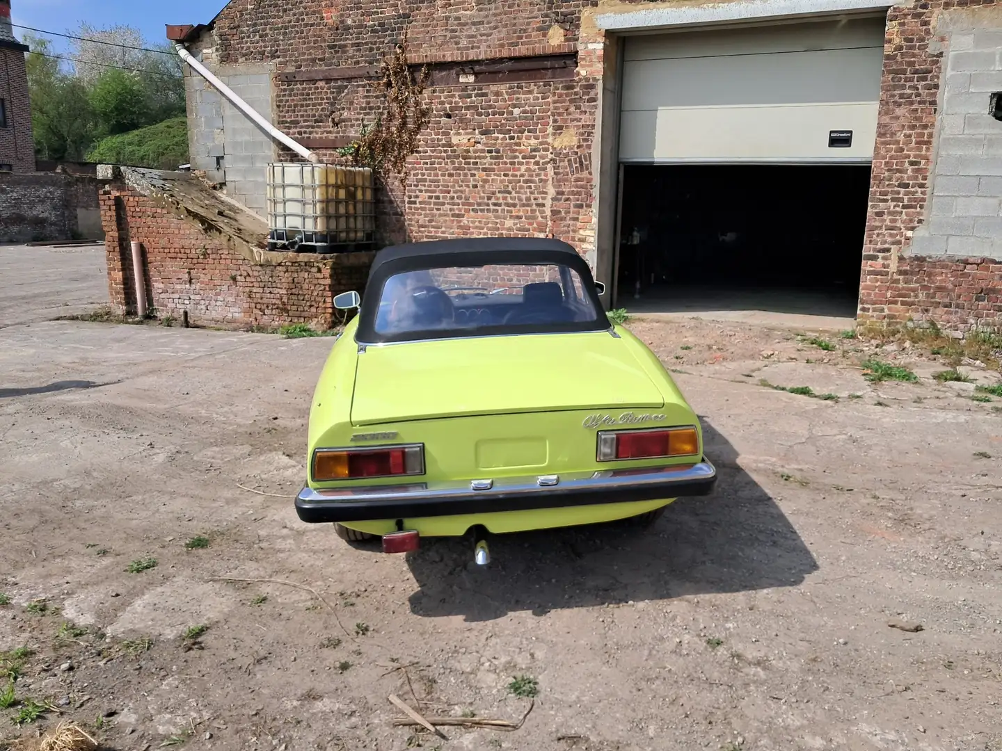 Alfa Romeo Spider - 2