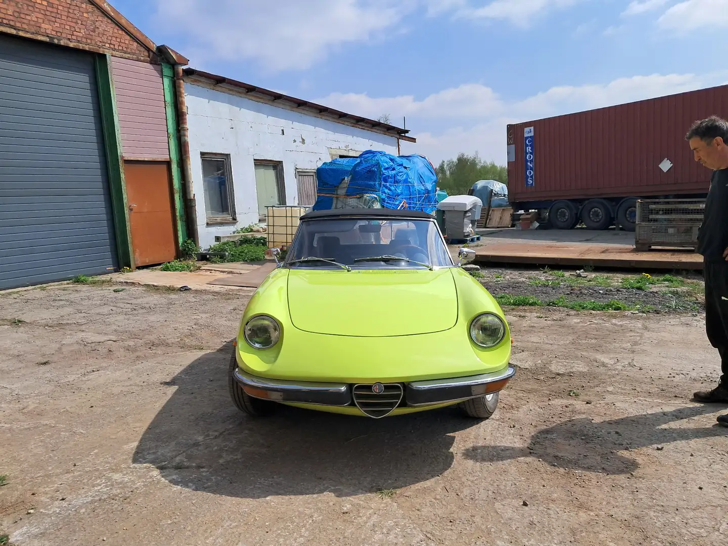 Alfa Romeo Spider - 1