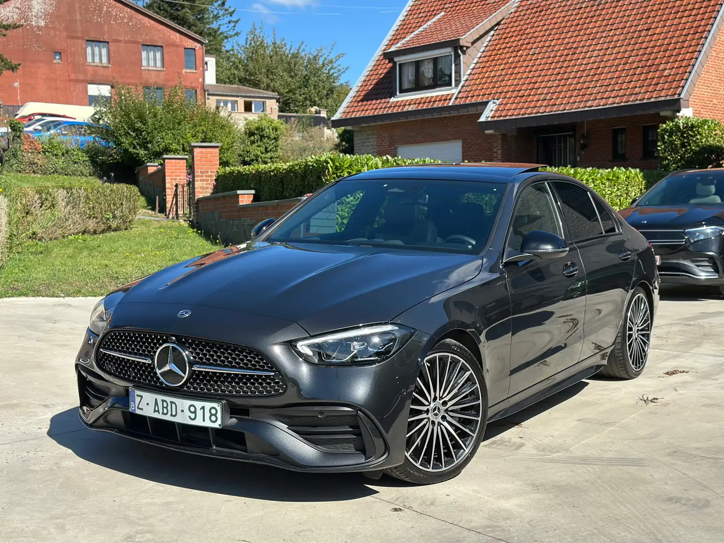 Mercedes-Benz C 180 e Full AMG *Toit Pano/ Caméra/ LED* Garantie Grijs - 1