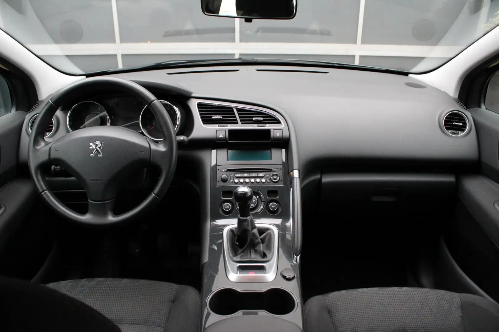 Peugeot 3008 1.6 VTi Active Grau - 2