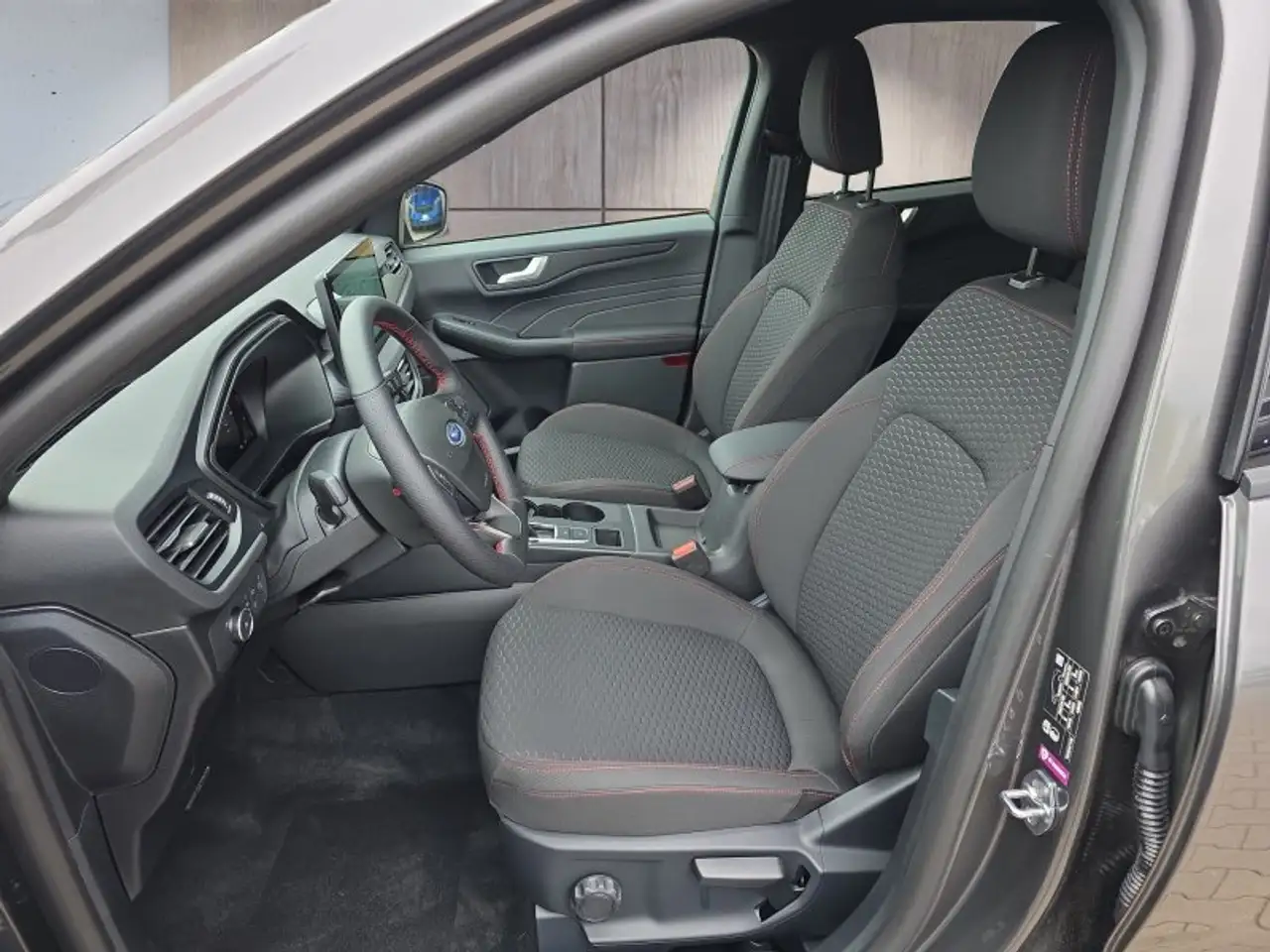 Ford Kuga ST-Line 1,5 186PS Aut.aAHK/5*J.Gar/Navi/Kamera/Win 9