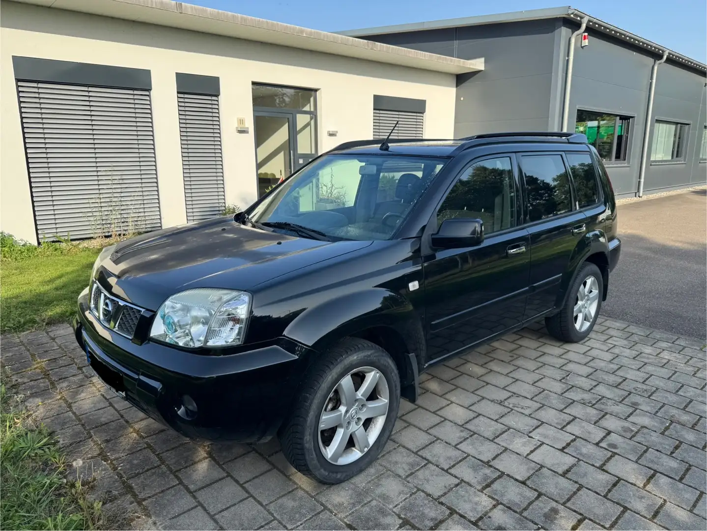 Nissan X-Trail 2.2 dCi 4x4 Columbia - 1