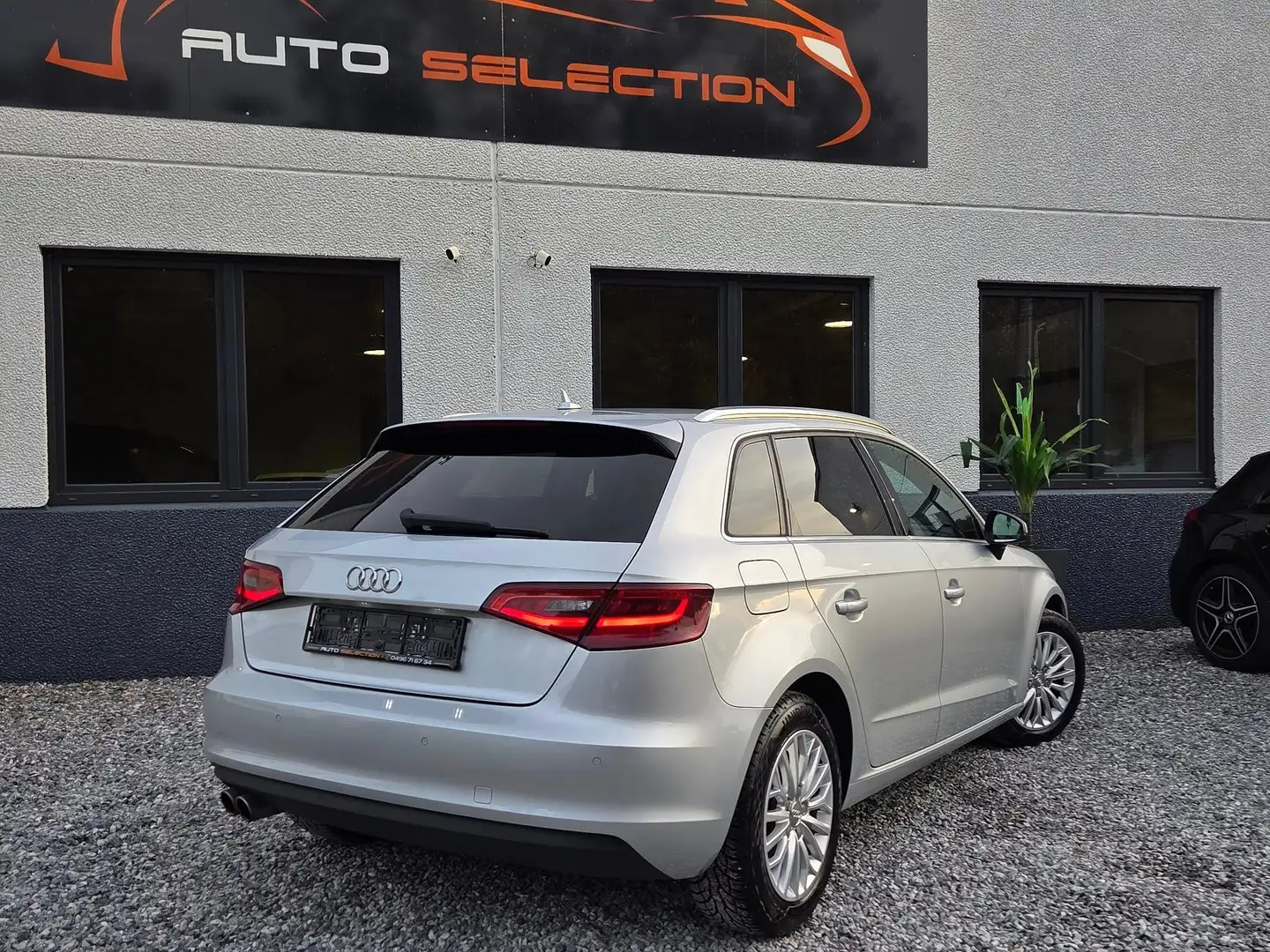 Audi A3 Sportback 2.0 TDi Ambition - XENON - NAVI Argent - 2