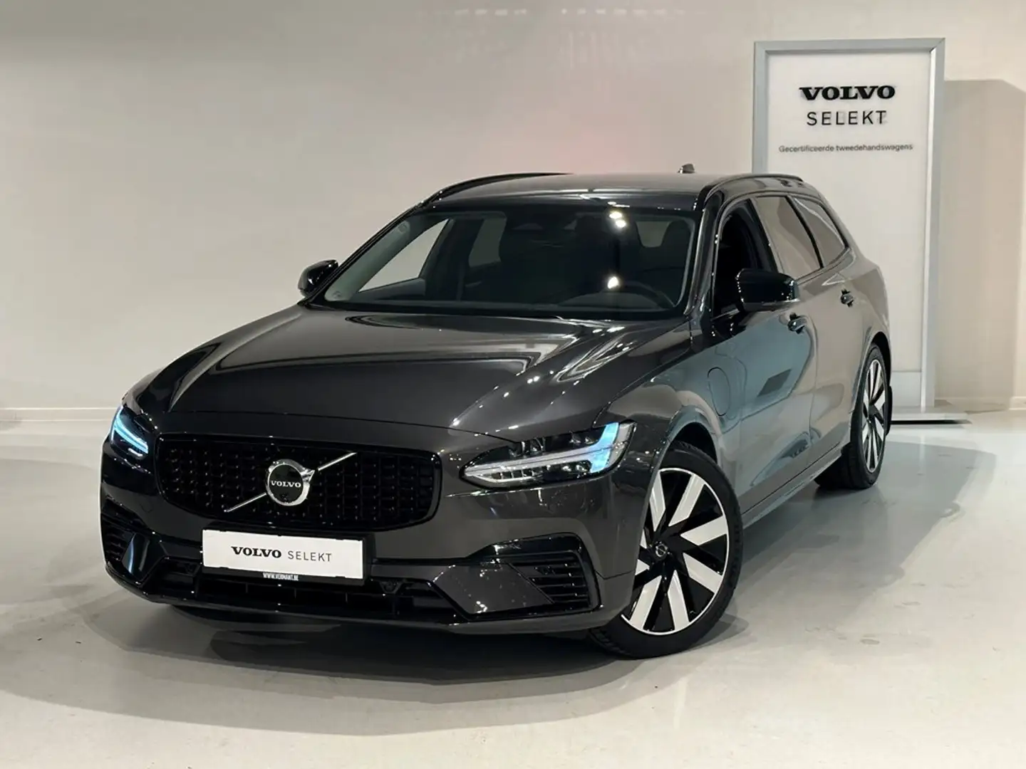 Volvo V90 T6 Recharge Dark Plus + electr trekhaak Gris - 1