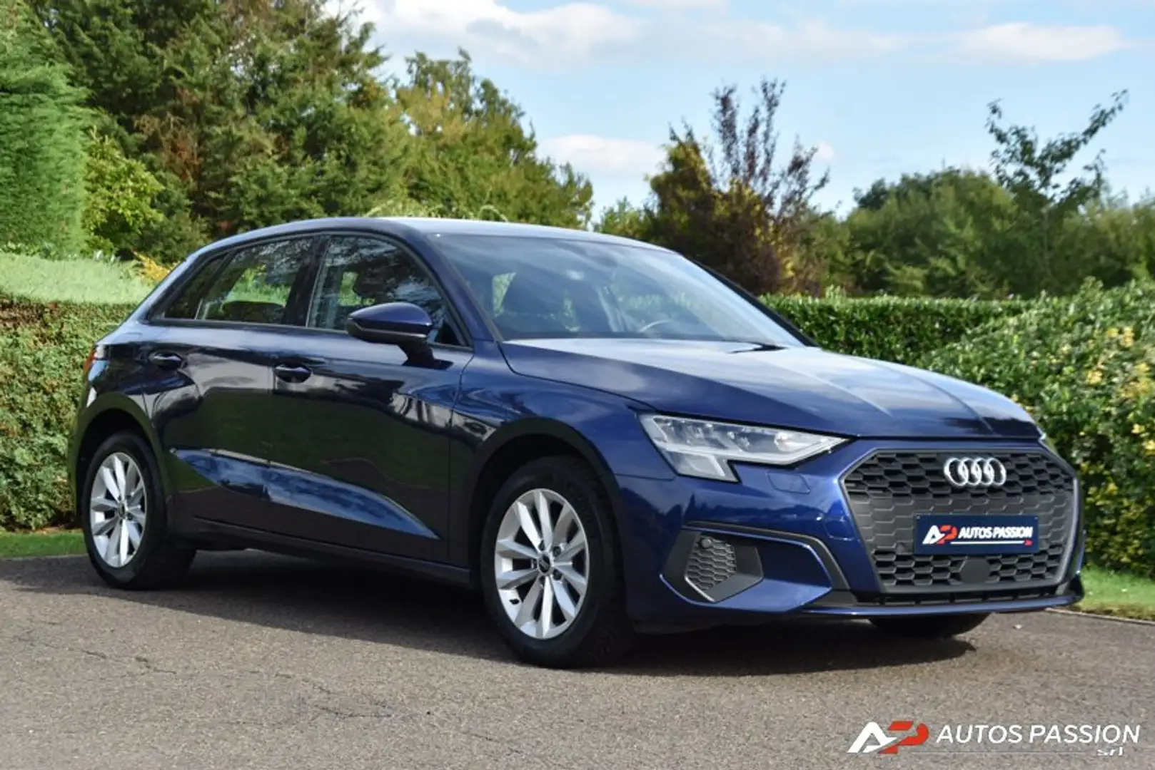 Audi A3 Sportback 30 TFSI | Navi | Carplay & DAB | Cockpit Blauw - 2