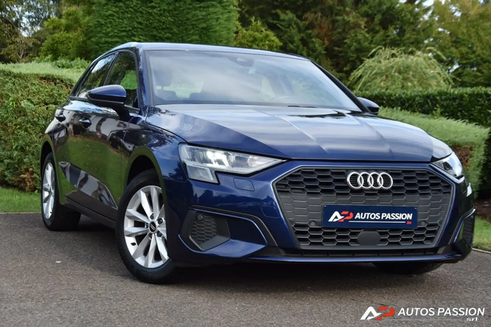 Audi A3 Sportback 30 TFSI | Navi | Carplay & DAB | Cockpit Blauw - 1