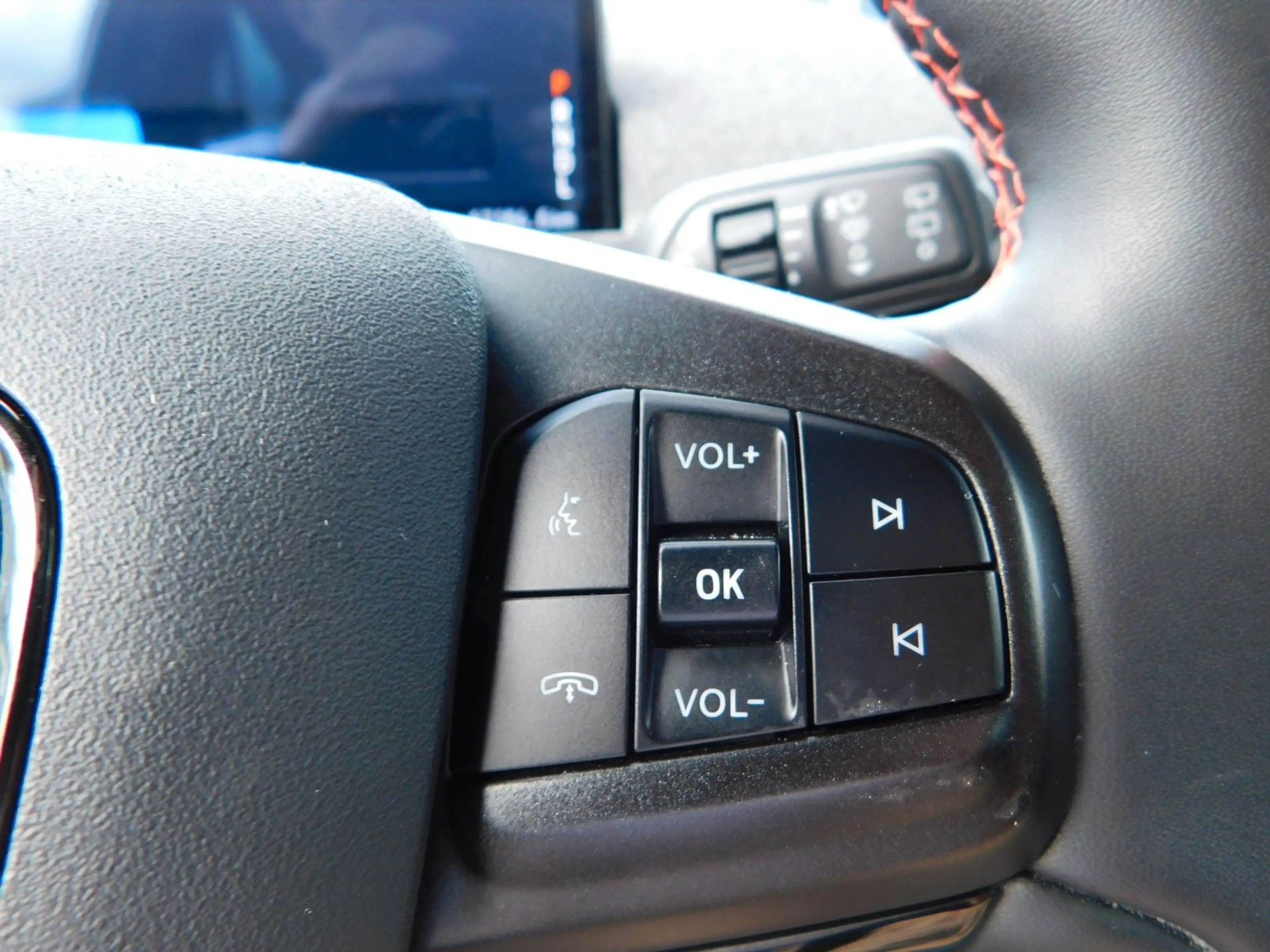 Ford Mustang Mach-E MUSTANG MACH-E Ext. Range PREMIUM AWD+360°+Pano — photo 10