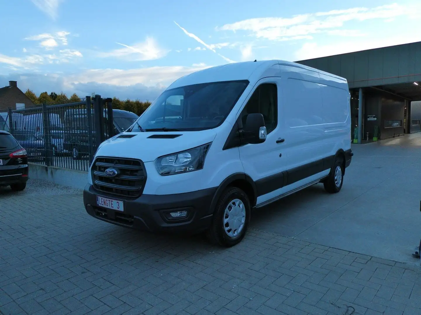 Ford Transit 2T L3-H2 2.0 TDCi 130pk Business SYNC4 STOCK '23 Wit - 1