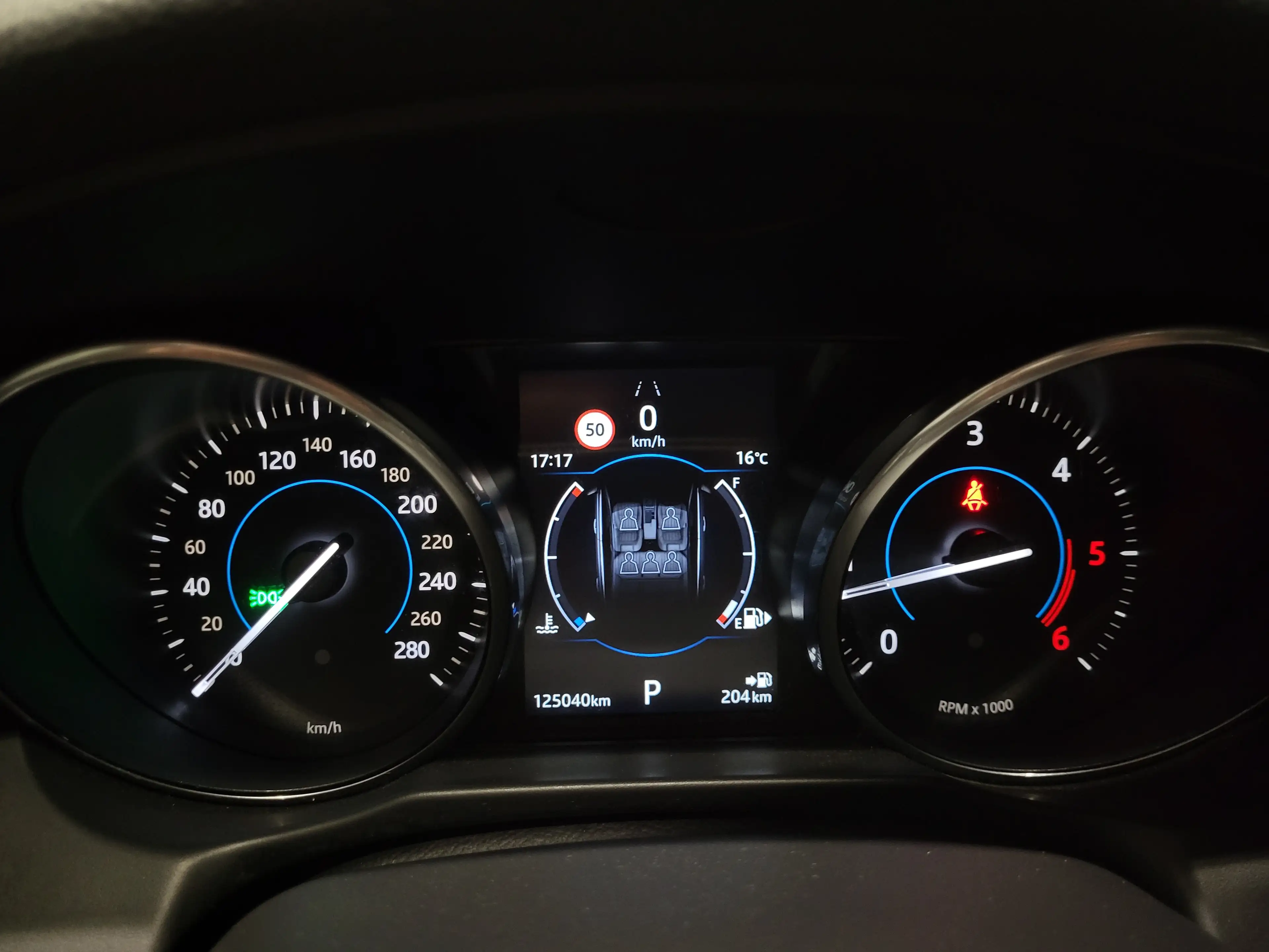 Jaguar XF 20d R-Sport *Navi| Xenon| Pano | PDC* — photo 15