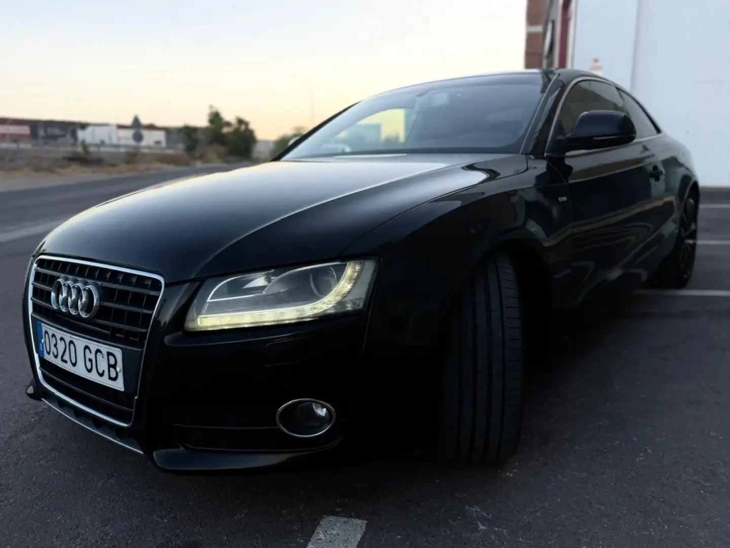 Audi A5 Coupé 2.7TDI Multitronic Negro - 2