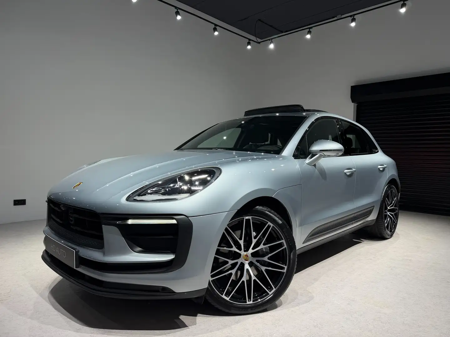 Porsche Macan 2.0 Turbo//FACELIFT/SPORT CHRONO/TOIT PANO/LED Gris - 2