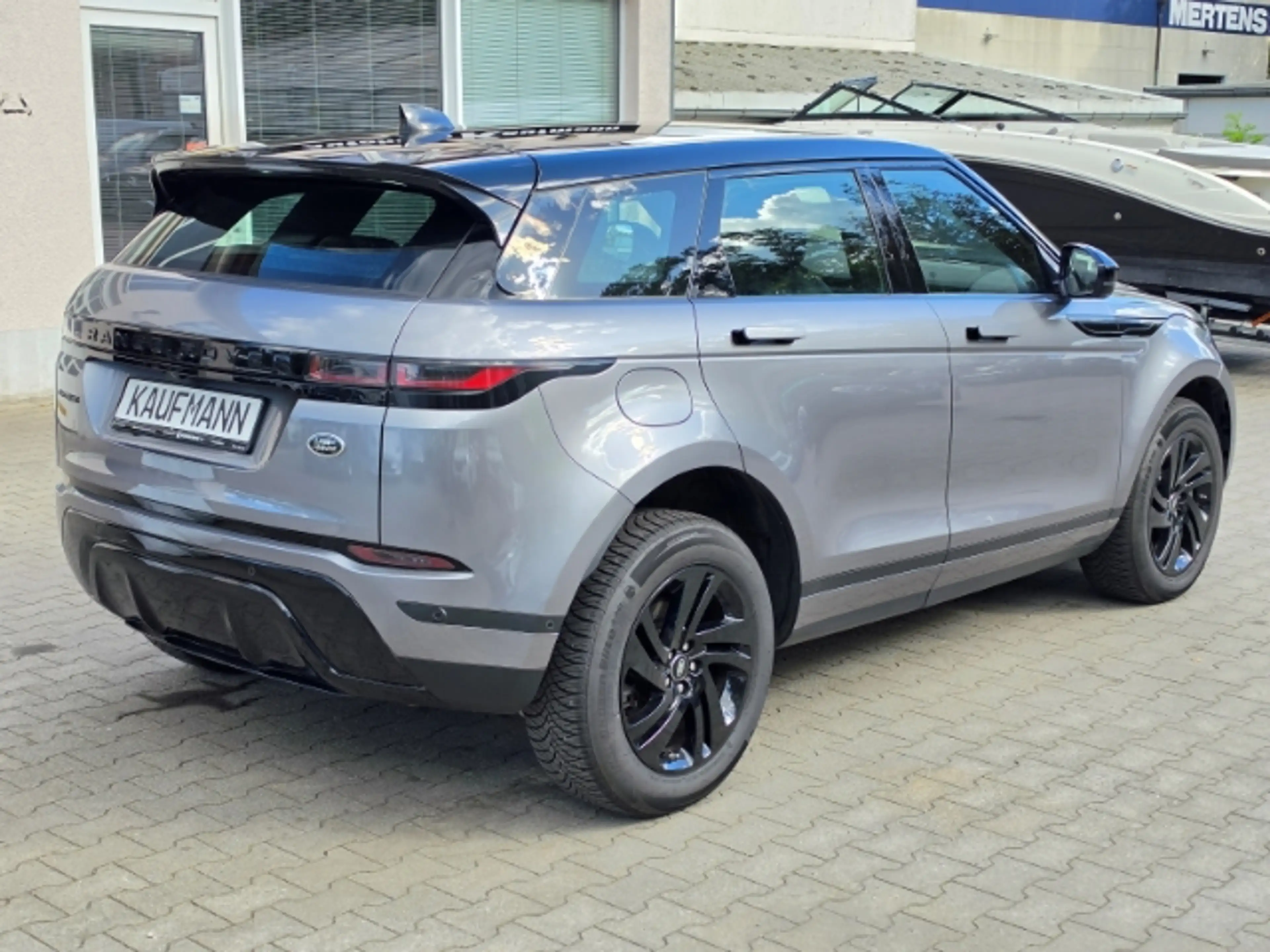 Land Rover Range Rover Evoque S — photo 3