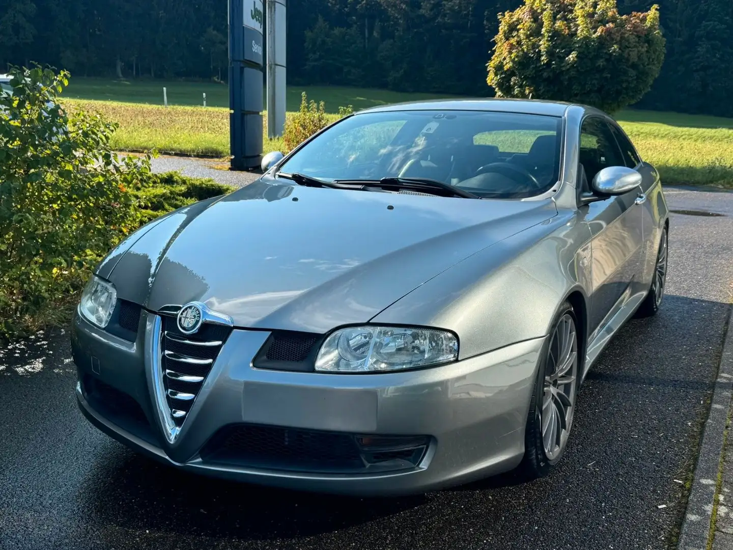 Alfa Romeo GT 3.2 V6 24V Distinctive disegno BERTONE Gris - 1