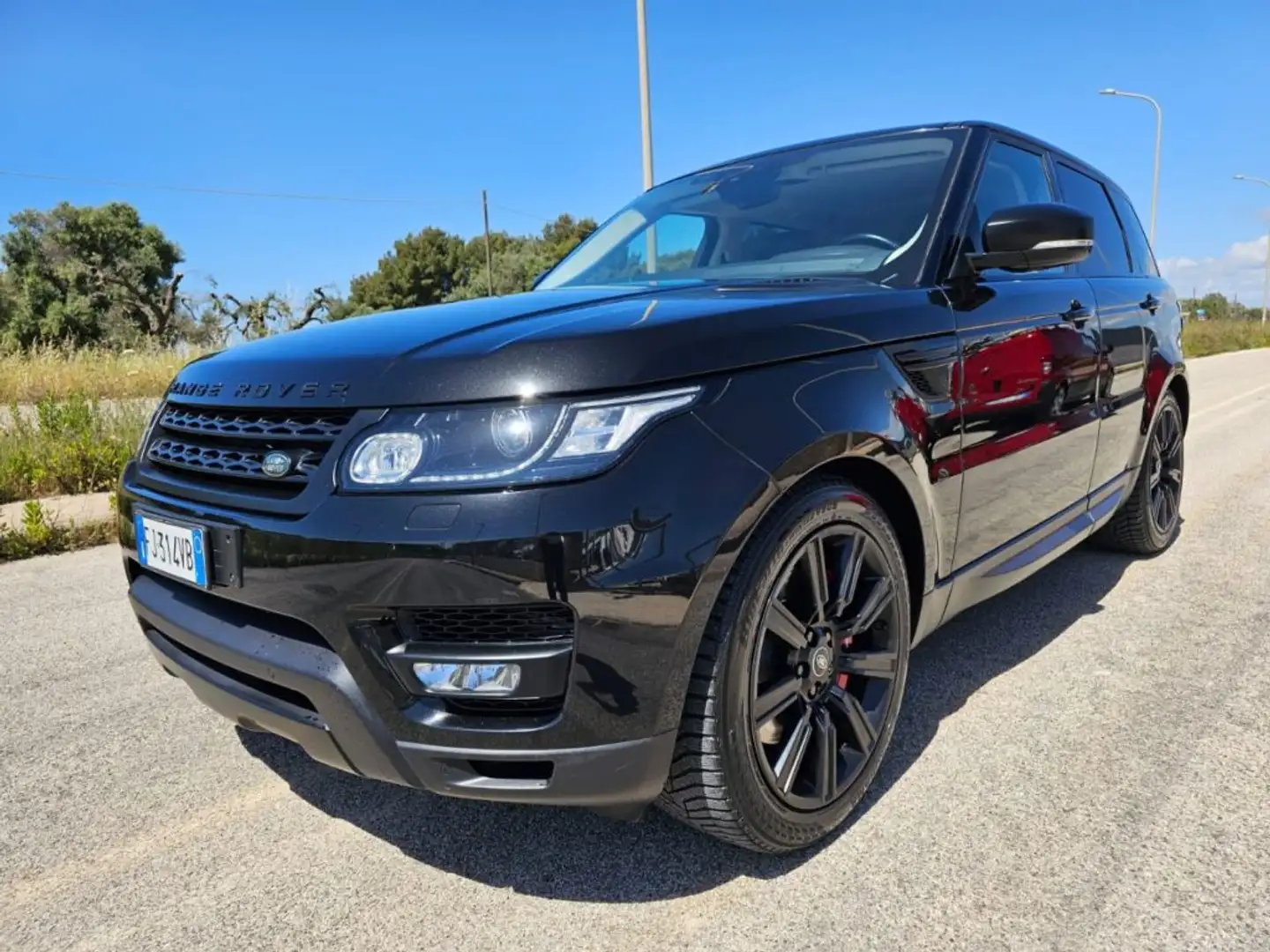 Land Rover Range Rover Sport 3.0 TDV6 HSE Dynamic Edition Black Noir - 1
