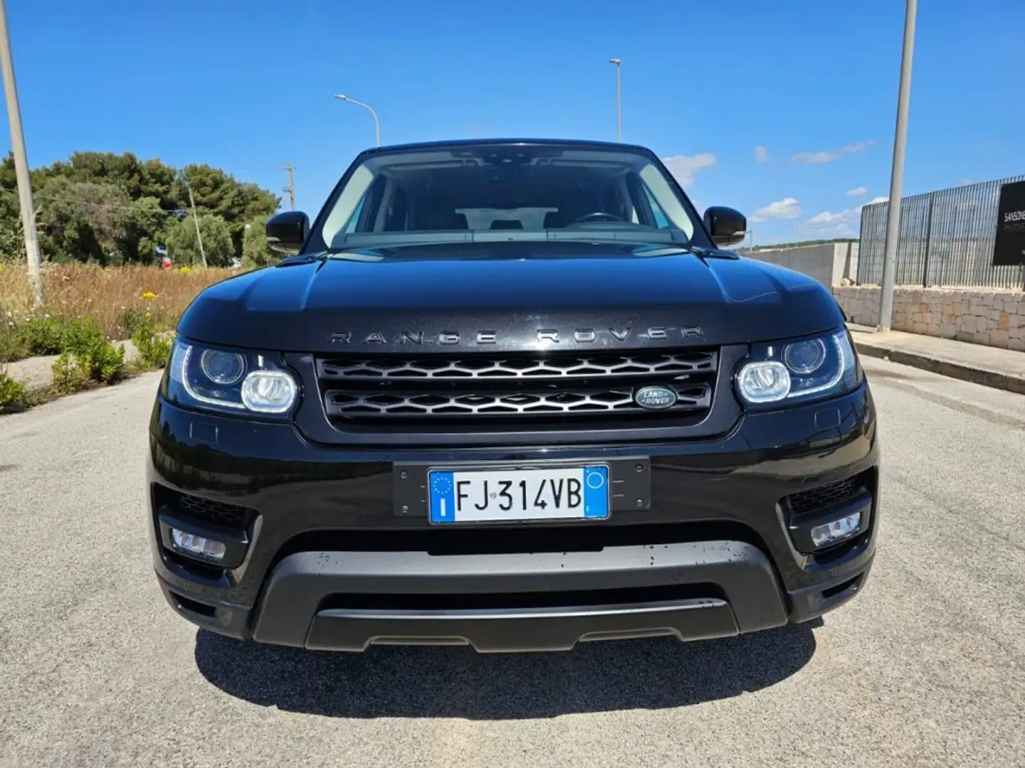 Land Rover Range Rover Sport 3.0 TDV6 HSE Dynamic Edition Black Noir - 2