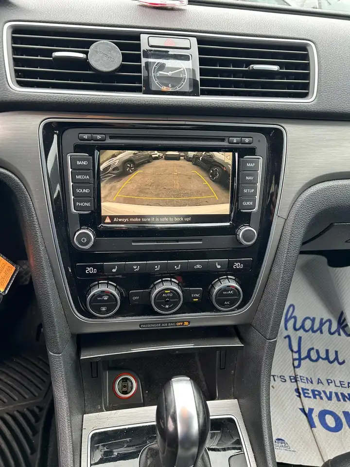 Volkswagen Passat снимка Volkswagen Passat