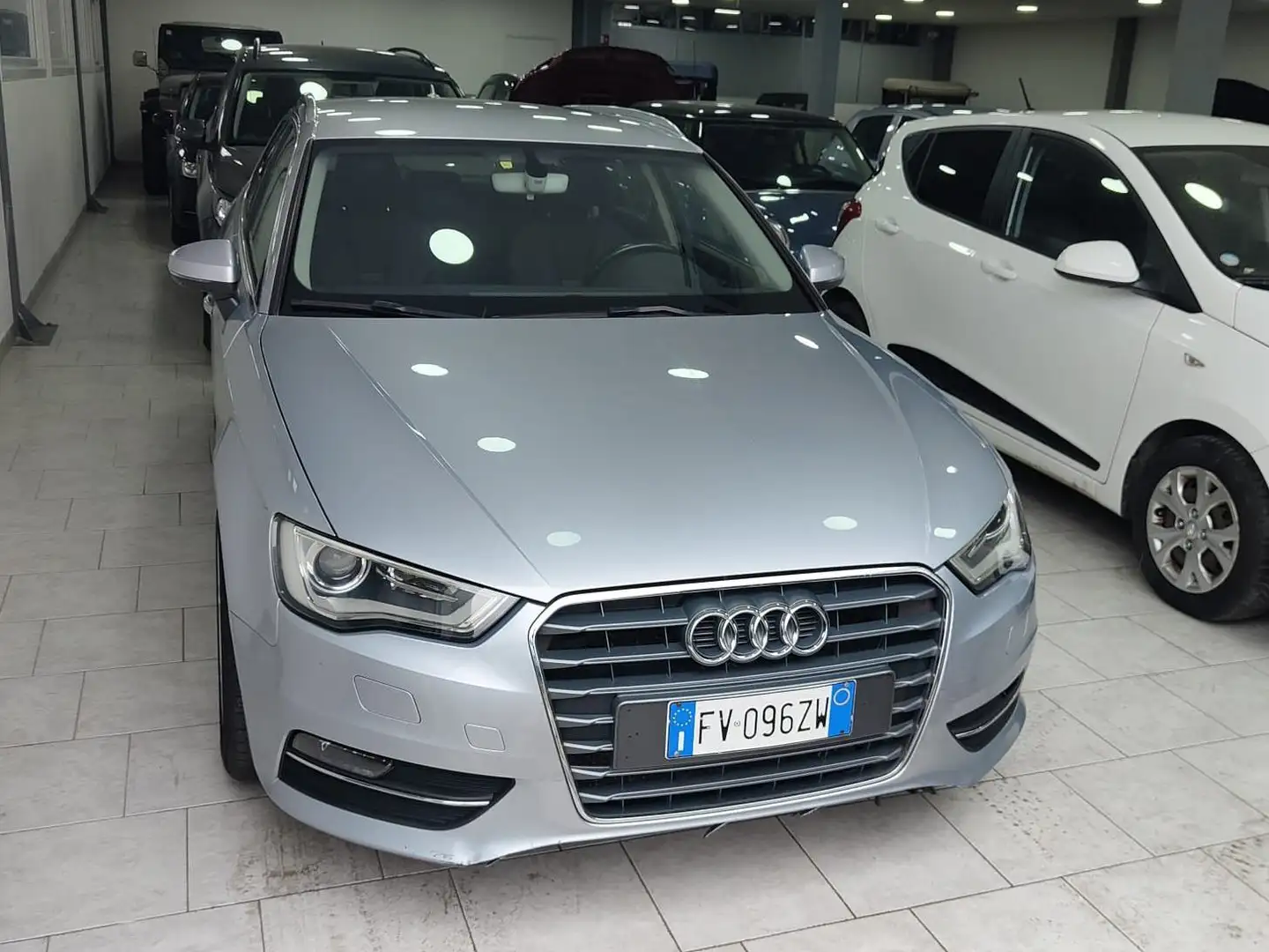 Audi A3 Sportback 2.0 tdi Ambiente 150cv E6 Argent - 1