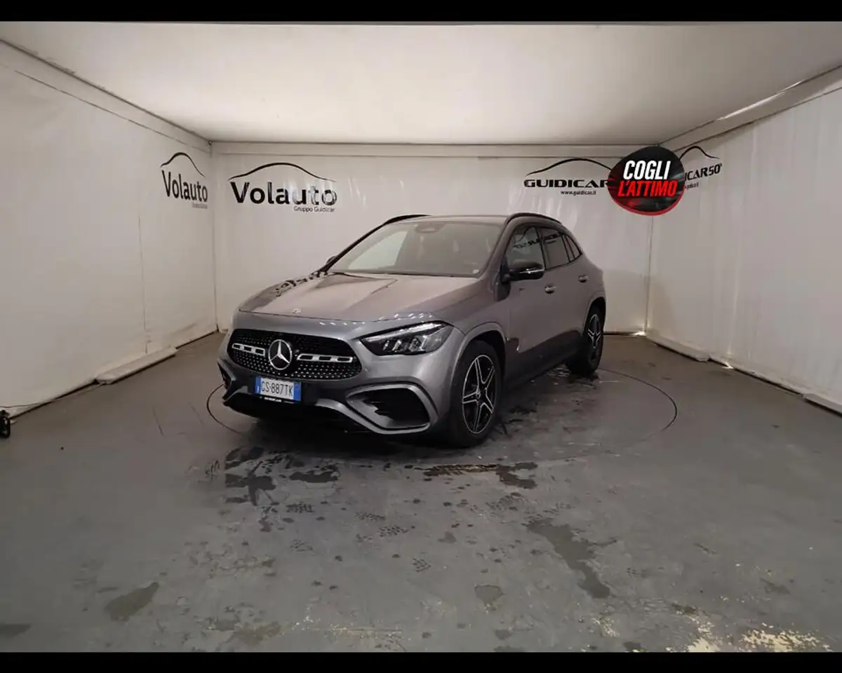 Mercedes-Benz GLA 180