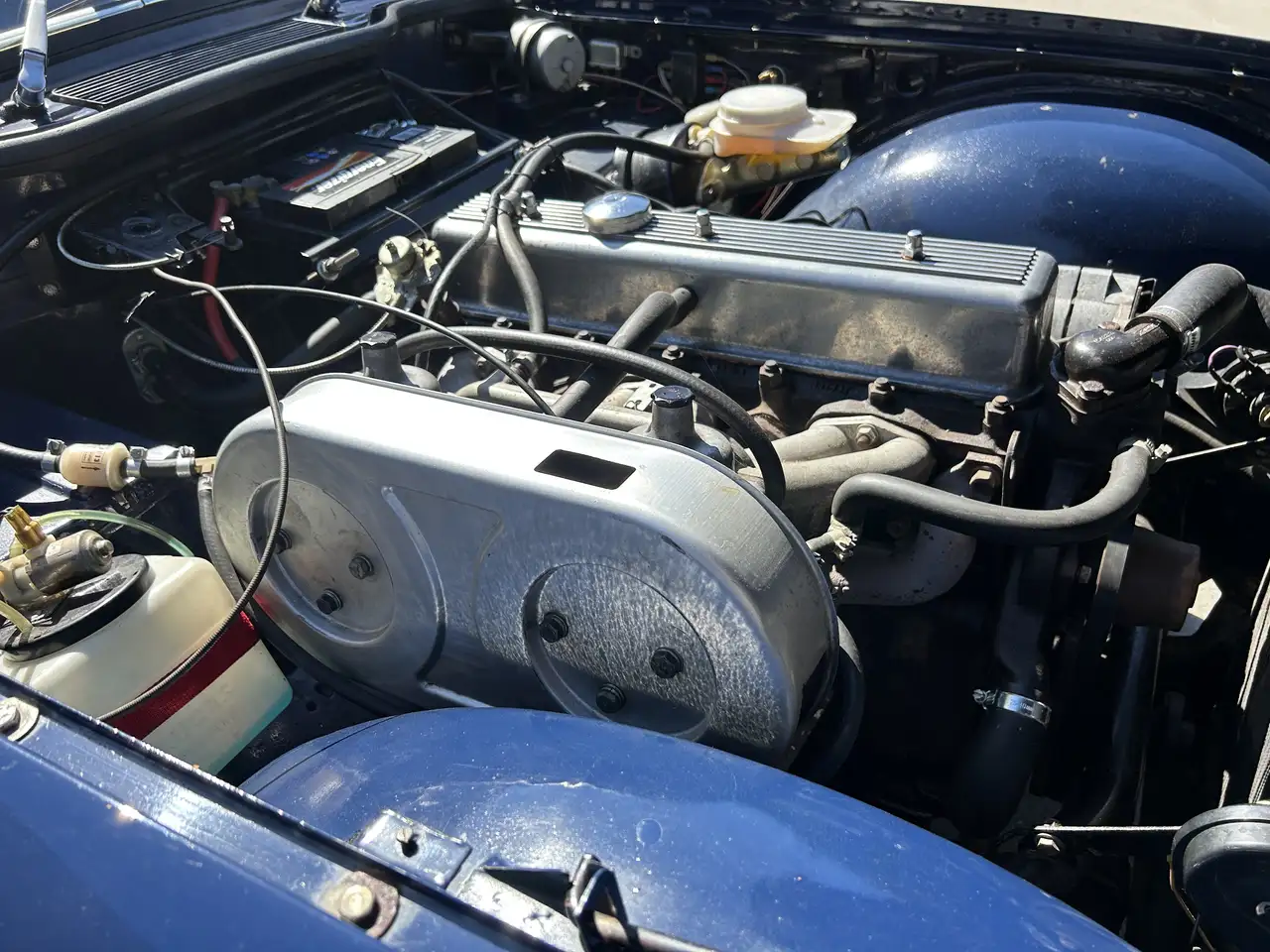Triumph TR6 Matching / Restored / SU carbs / Electronic Ign, foto 8