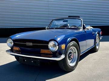 Matching / Restored / SU carbs / Electronic Ign