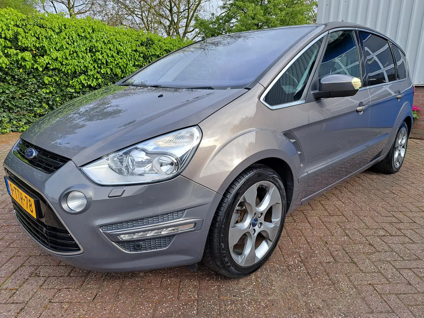 Ford S-Max 2.2 TDCi S Edition CLIMAT/CRUISE/PANODAK/LEER/NAVI Brown - 1