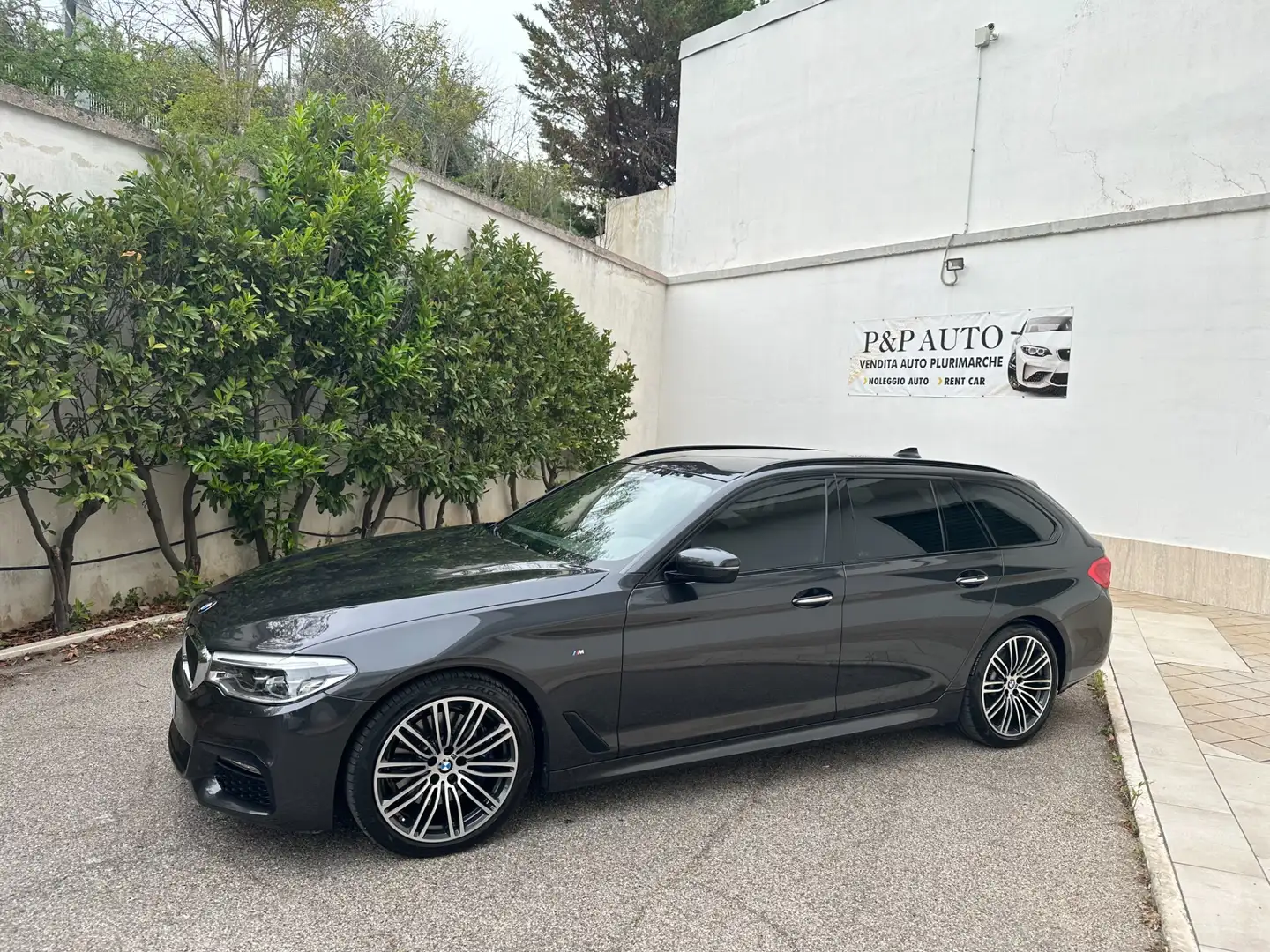 BMW 530 530d xDrive Touring Msport Nero - 1