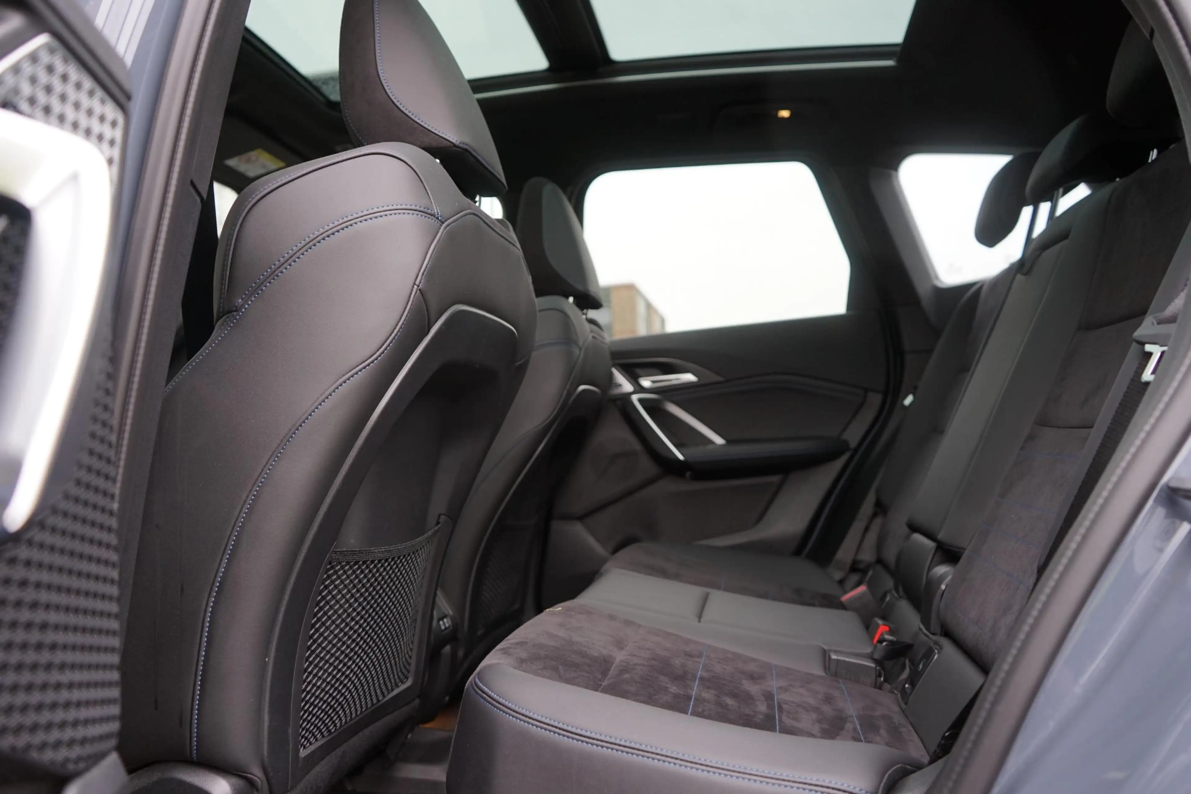 BMW X1 xDrive30e M-Sport|Elekt.Trekhaak|PANO|Head-up|Stuu — photo 29